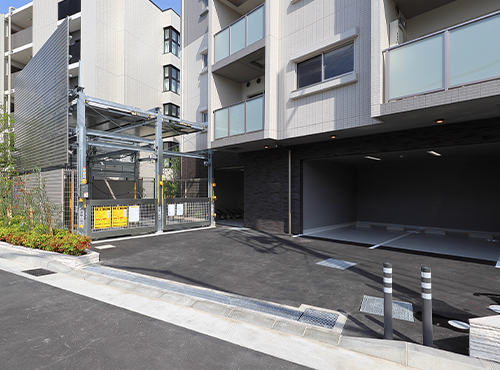 駐車場・バイク置場
