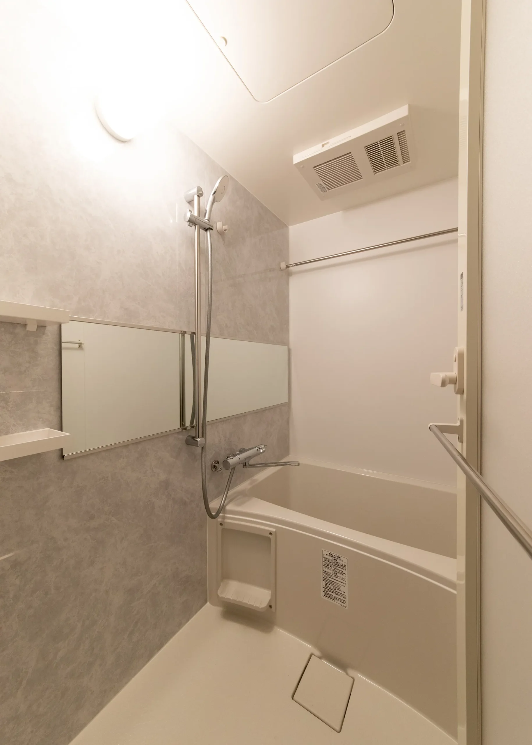 スプランディッド弁天町：B2タイプ：ユニットバス