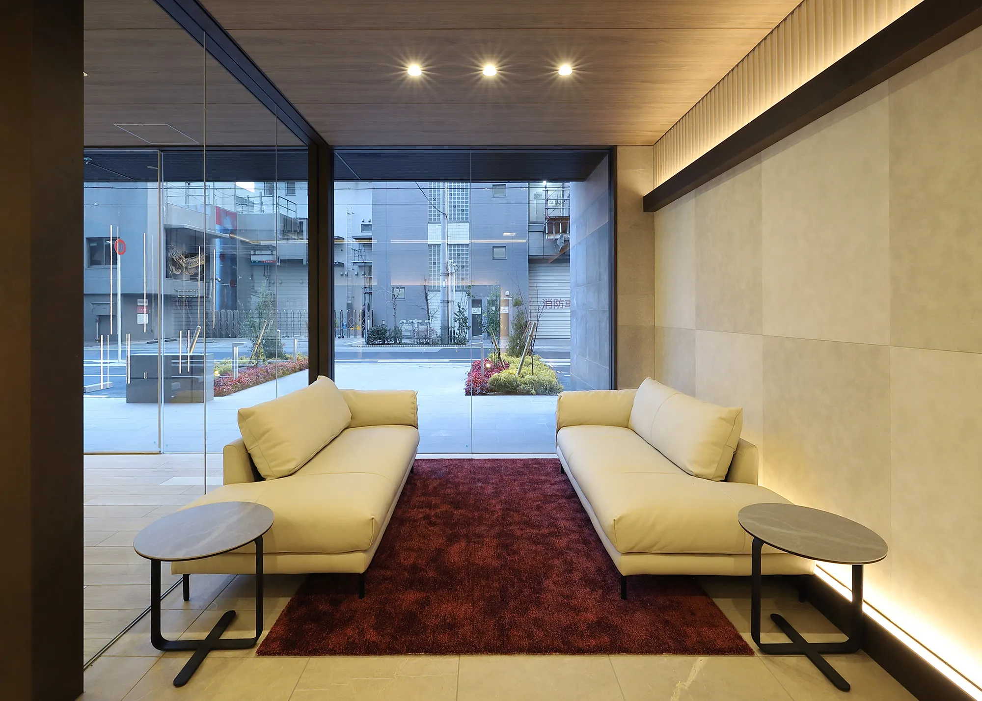 スプランディッド新大阪Ⅵ：エントランスホール