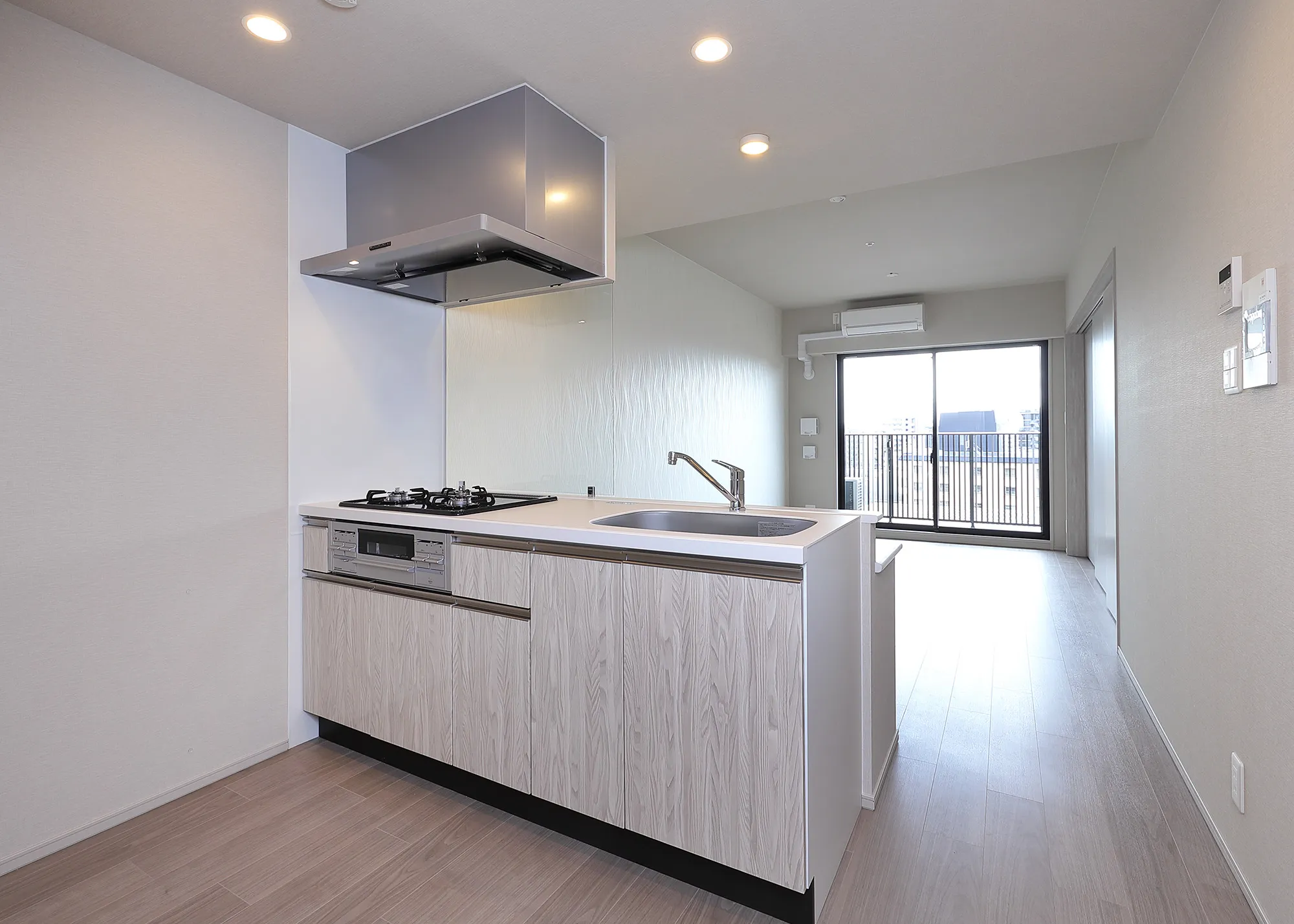 スプランディッド新大阪Ⅵ：Aタイプ：キッチン