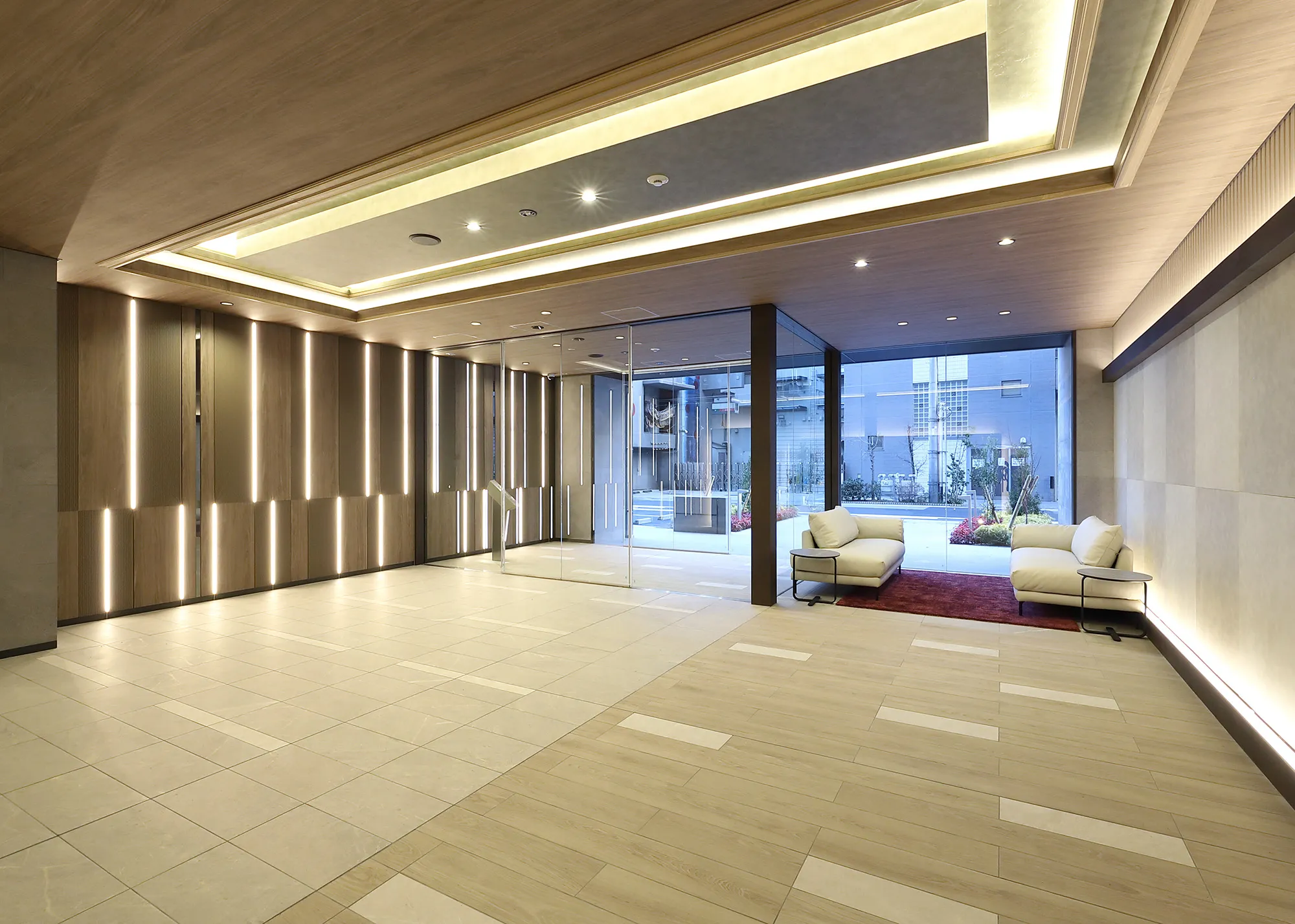 スプランディッド新大阪Ⅵ：エントランスホール