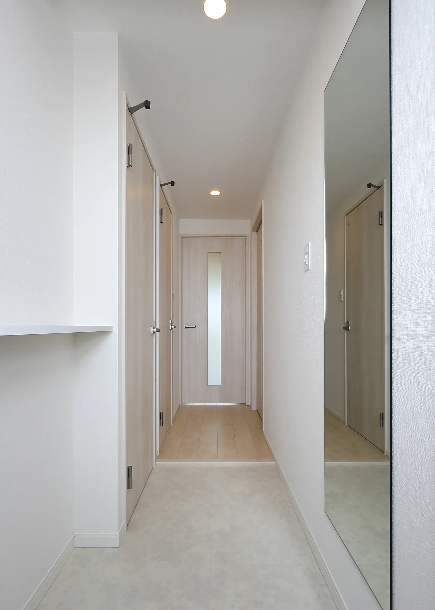 スプランディッドⅧ：Aタイプ：玄関・廊下