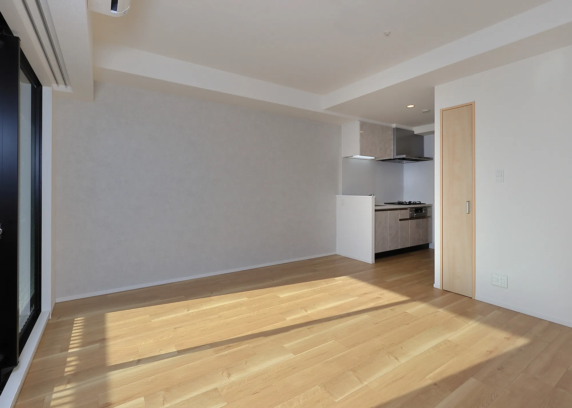 スプランディッドⅧ：奇数階（Dタイプ）：LDK