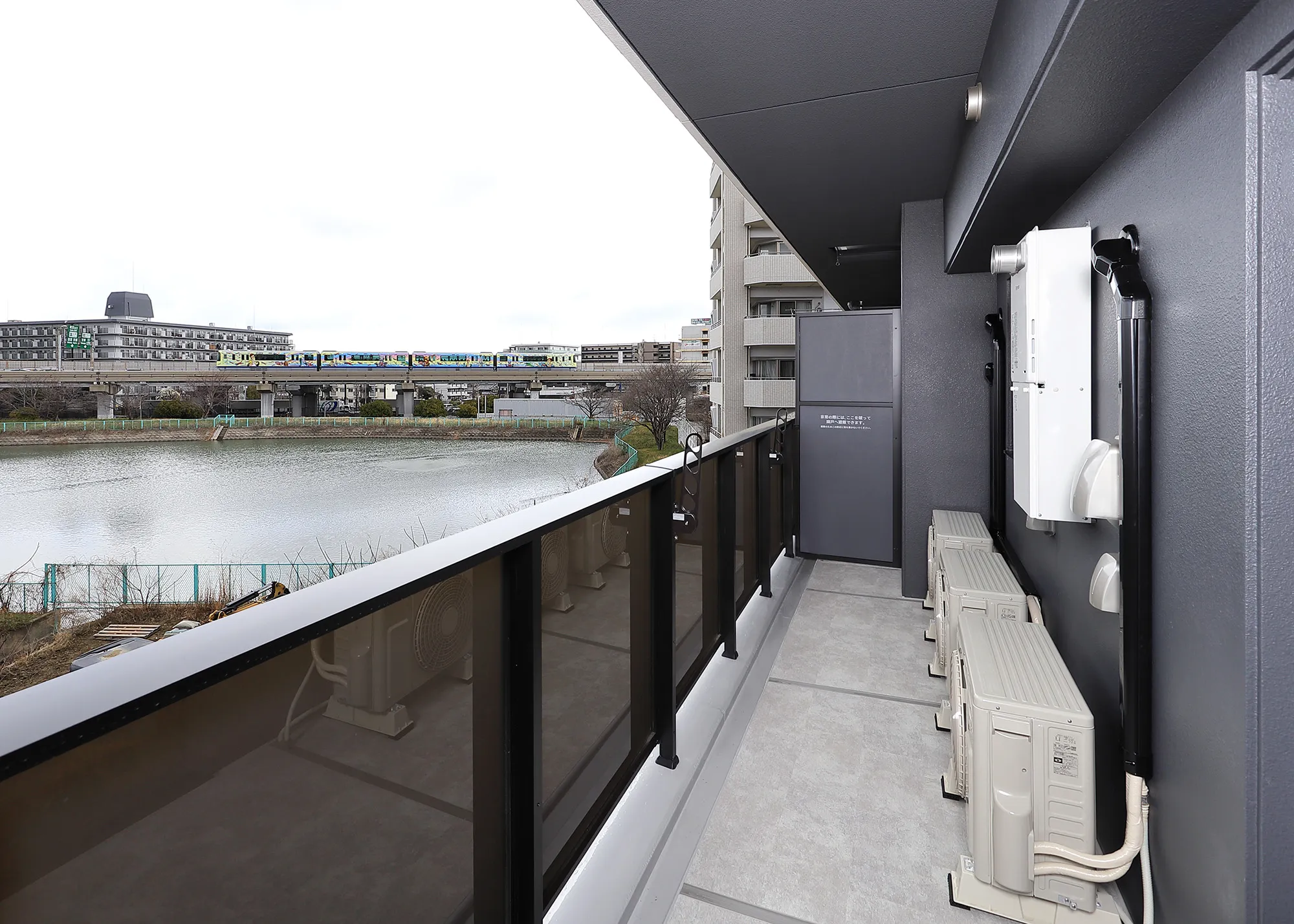 スプランディッド茨木天王：Dタイプ：バルコニー