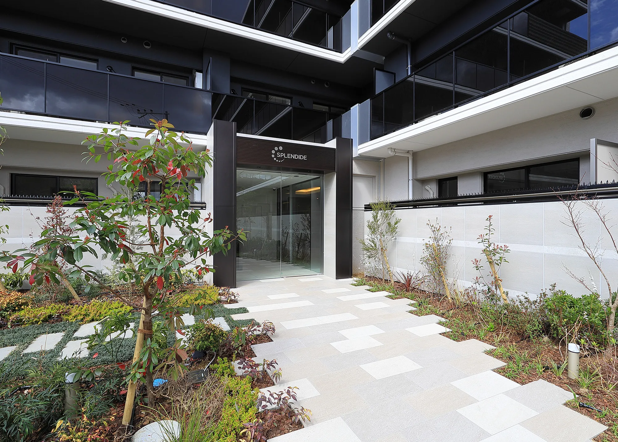 スプランディッド茨木天王