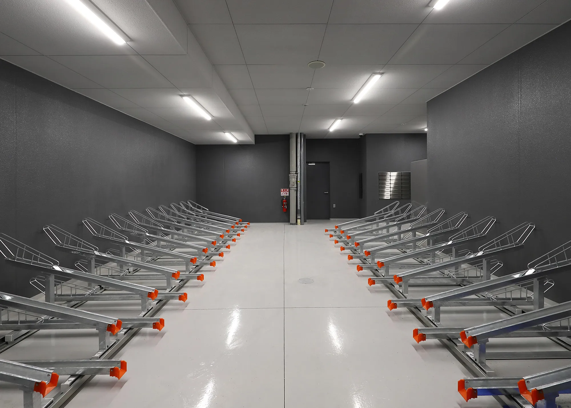 スプランディッド新大阪Ⅶ：自転車置場