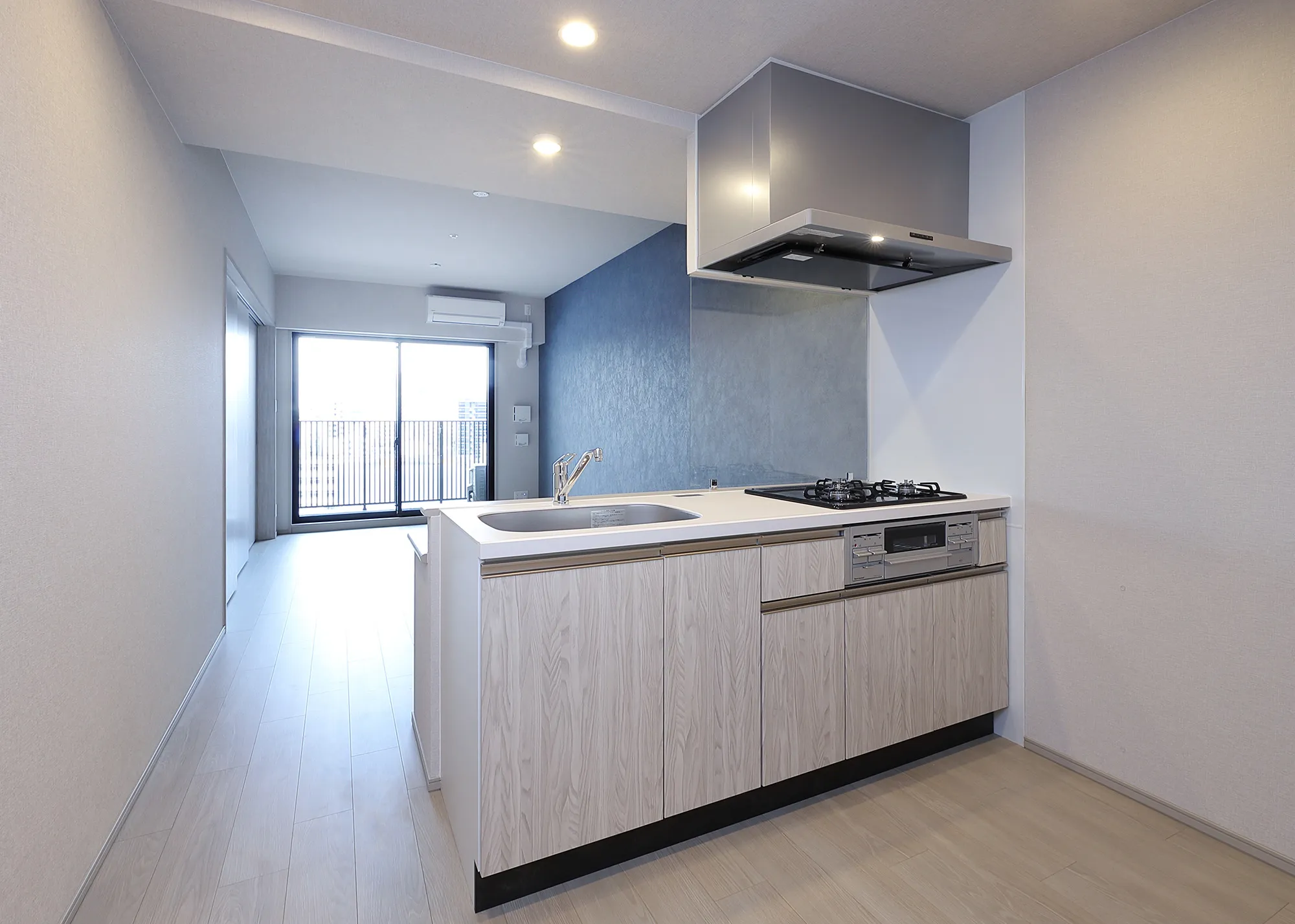 スプランディッド新大阪Ⅶ：Bタイプ：キッチン