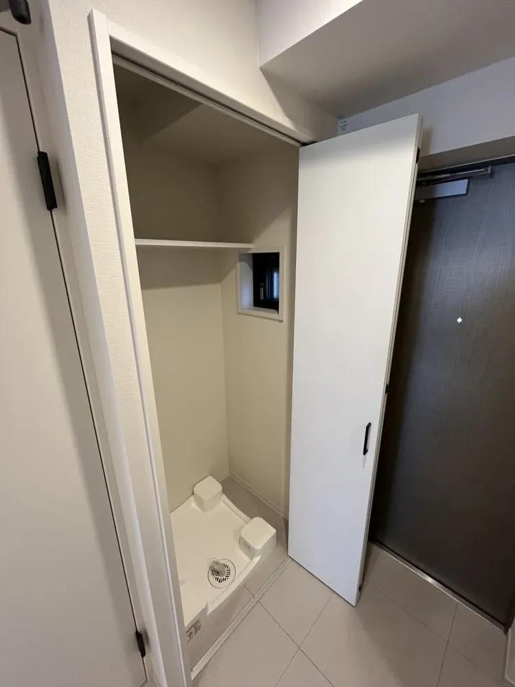 THE MUSIC COURT：モデルルーム（室内洗濯機置き場・411号室）