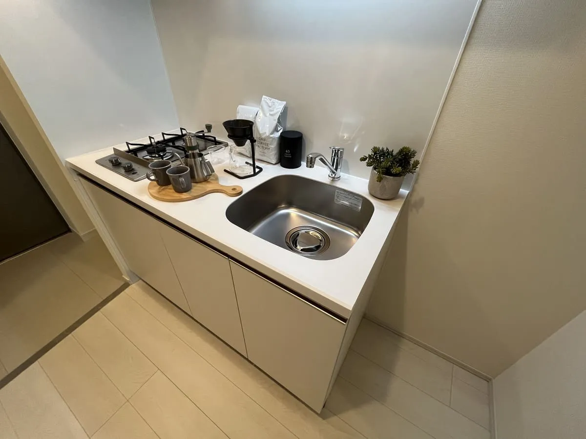 THE MUSIC COURT：モデルルーム（1K・312号室）キッチン