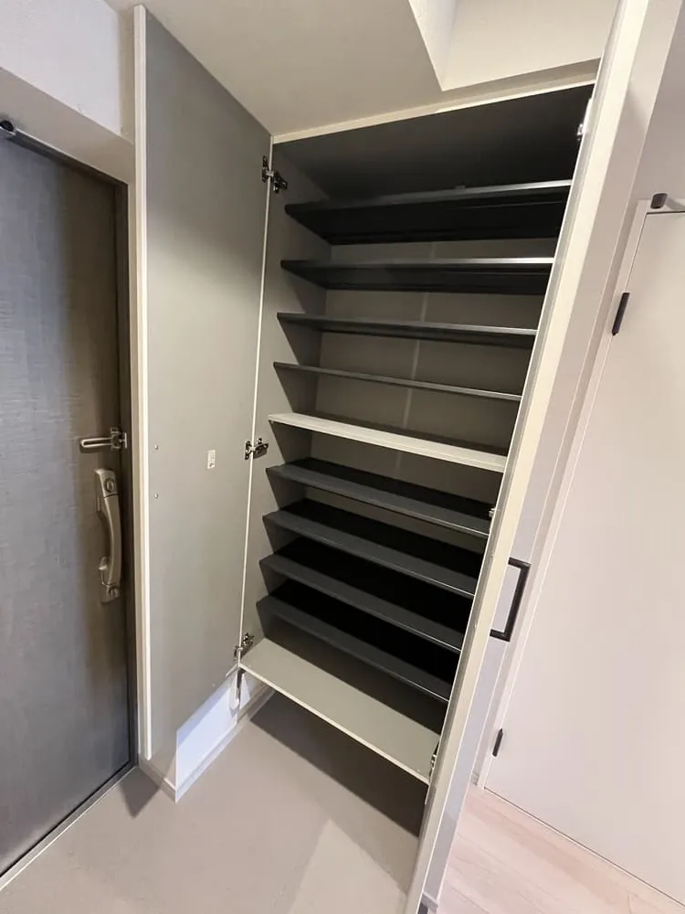 THE MUSIC COURT：モデルルーム（シューズクローゼット・306号室）