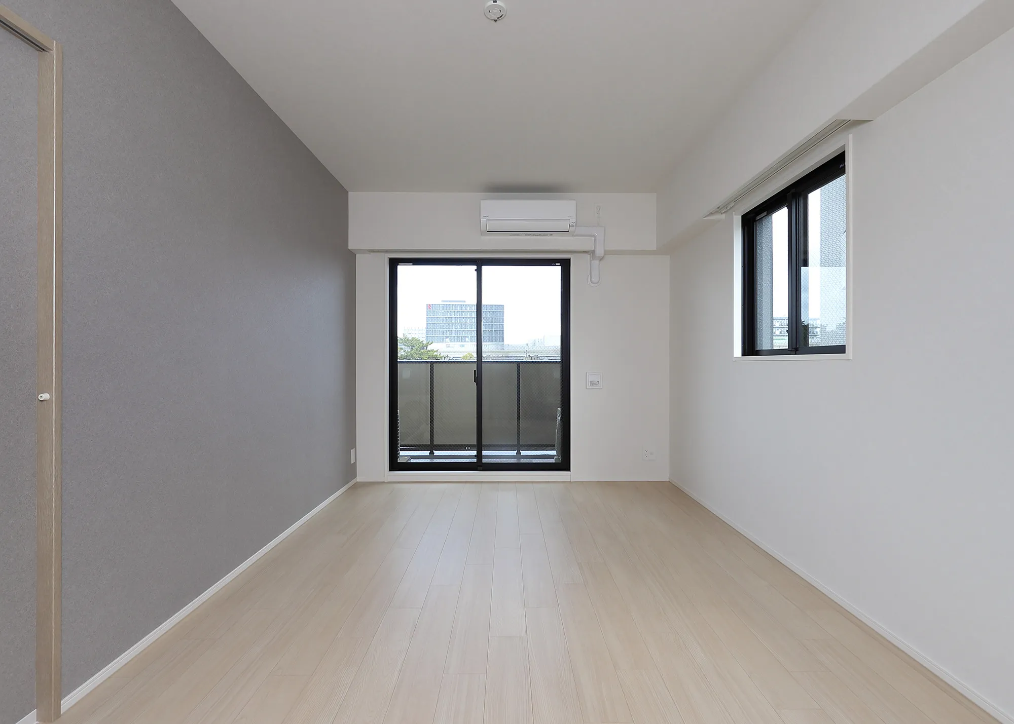 スプランディッド茨木天王：Cタイプ：洋室１