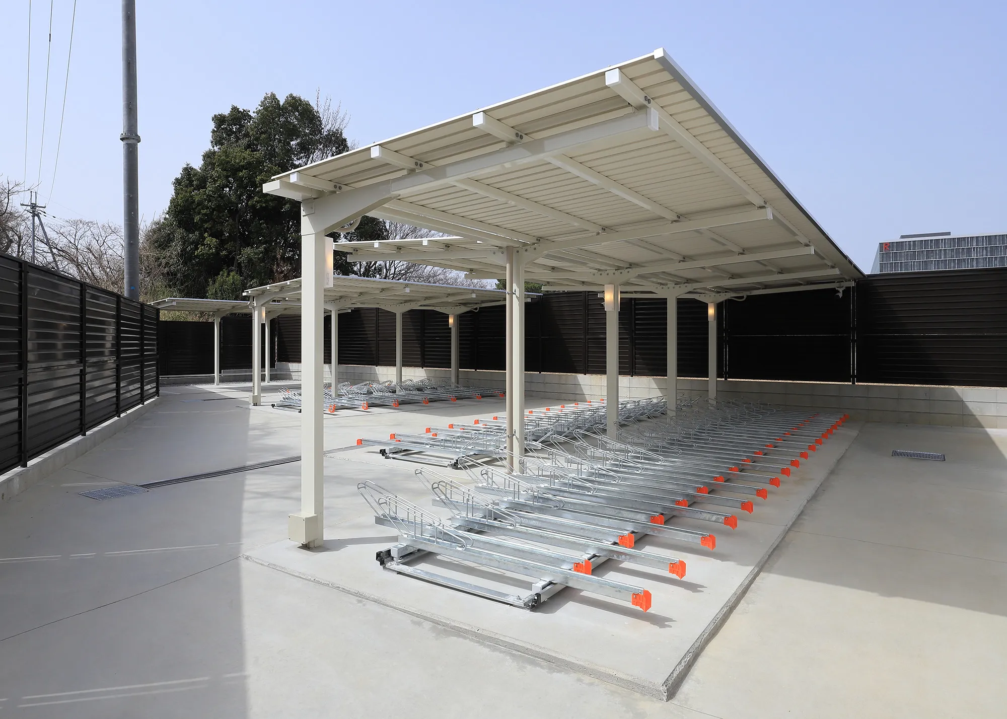 スプランディッド茨木天王：自転車置場