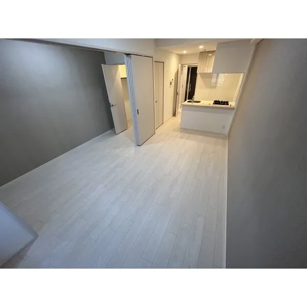 スプランディッドライズ新大阪ノース：室内