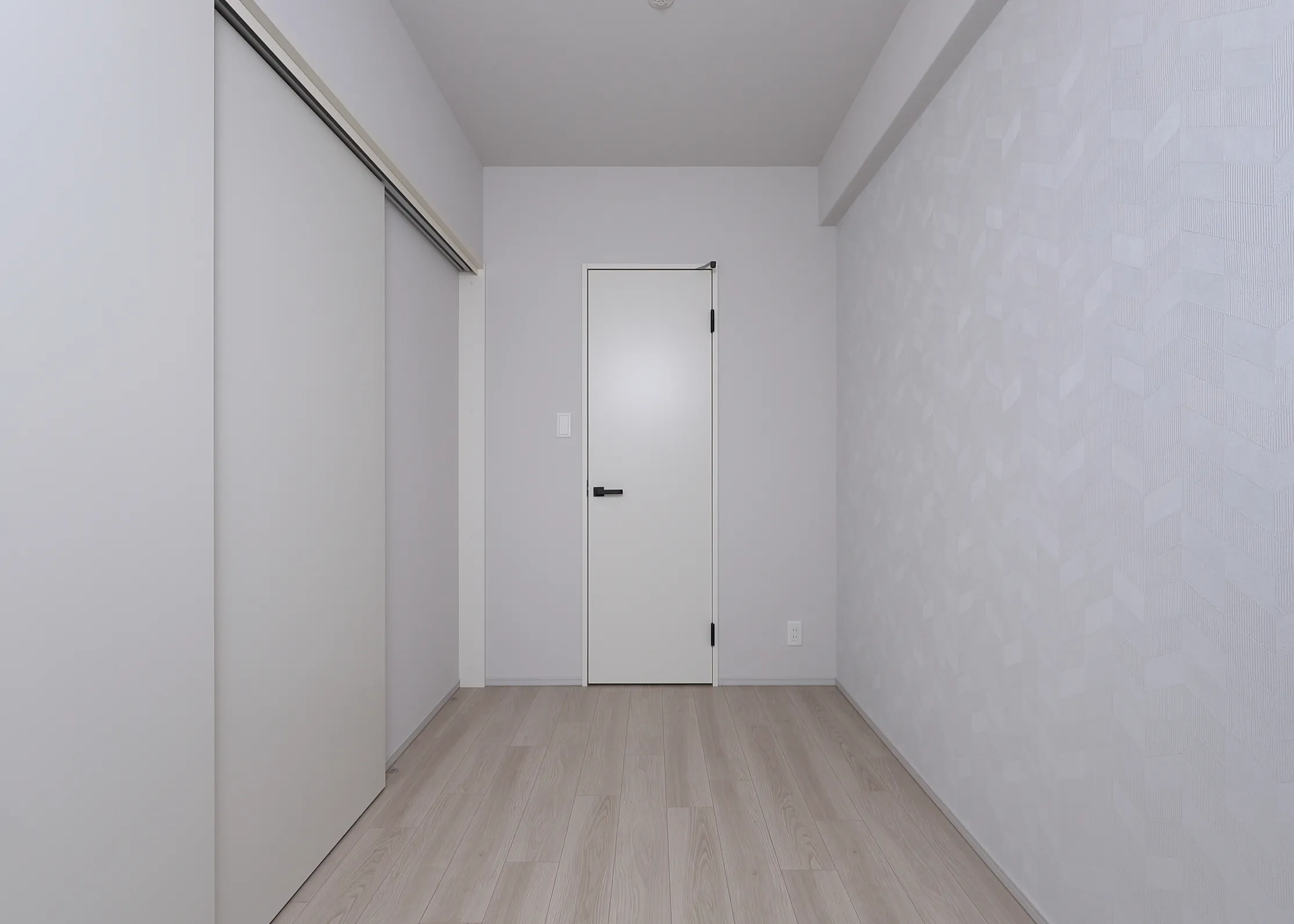 LA GRACE SENBAYASHI：洋室