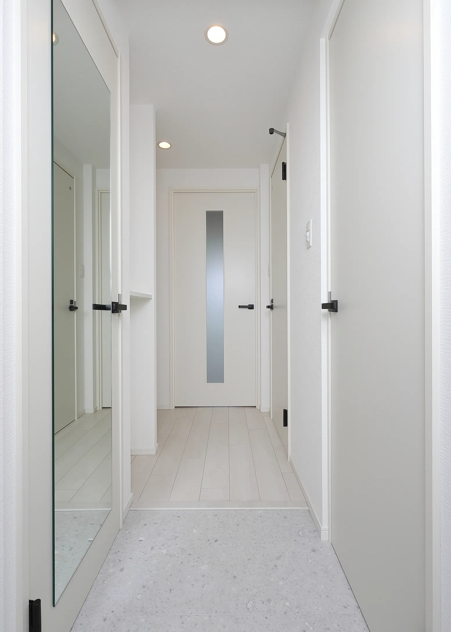 LA GRACE SENBAYASHI：Aタイプ：玄関・廊下