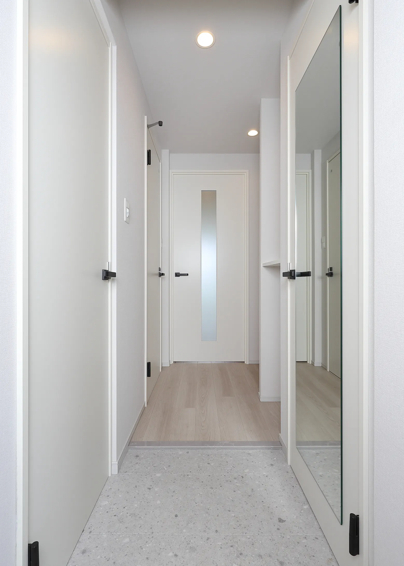 LA GRACE SENBAYASHI：Bタイプ：玄関・廊下