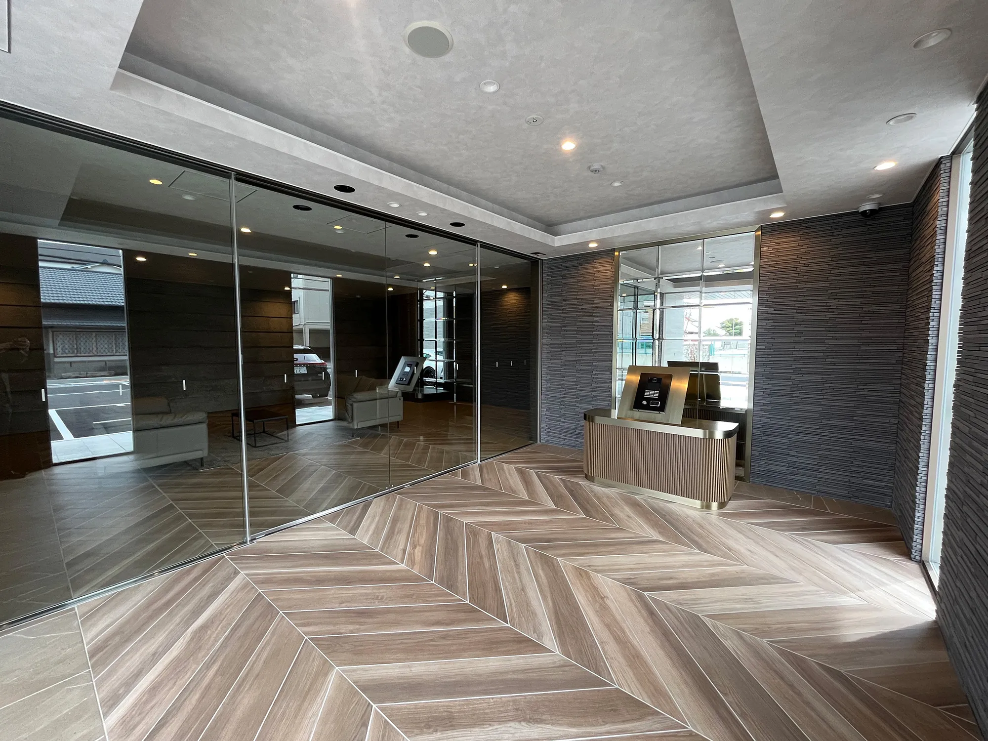 スプランディッドⅨ(ナイン)