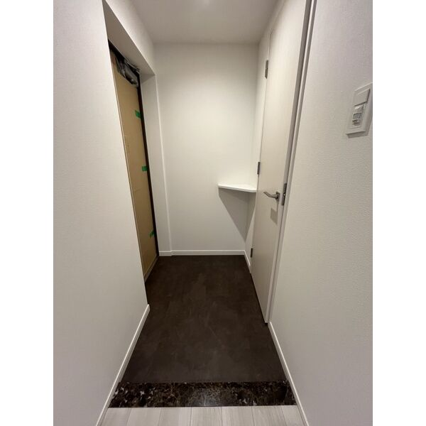 Draw上本町：玄関