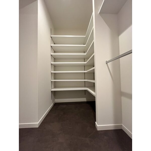 Draw上本町：収納