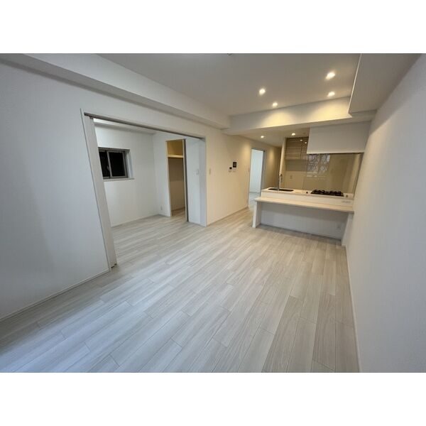 Draw上本町：居室・リビング