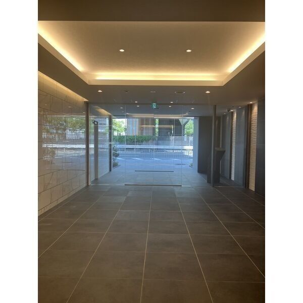 VITA荒本：エントランス