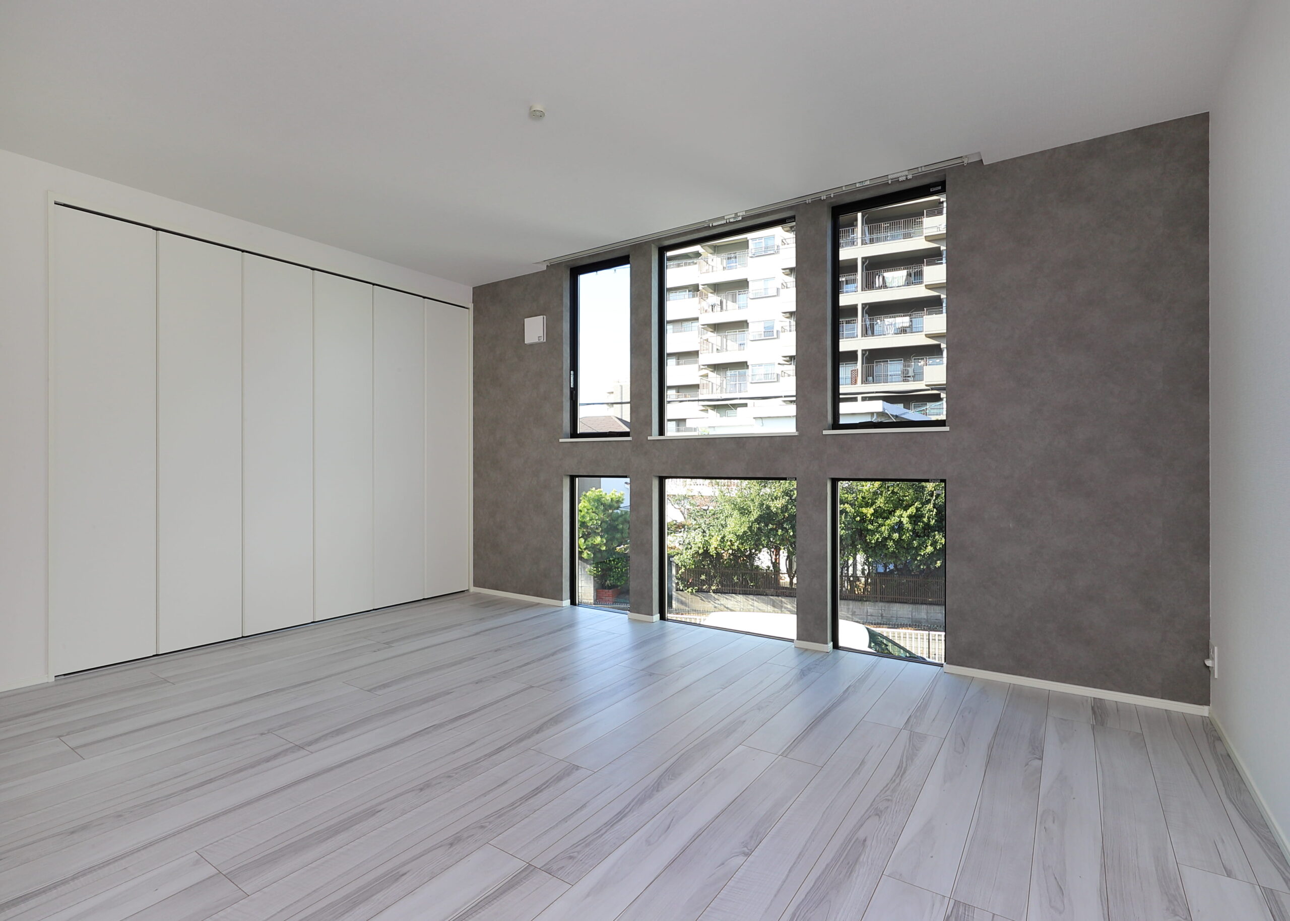 WORKINGBASE伊丹WEST：内観