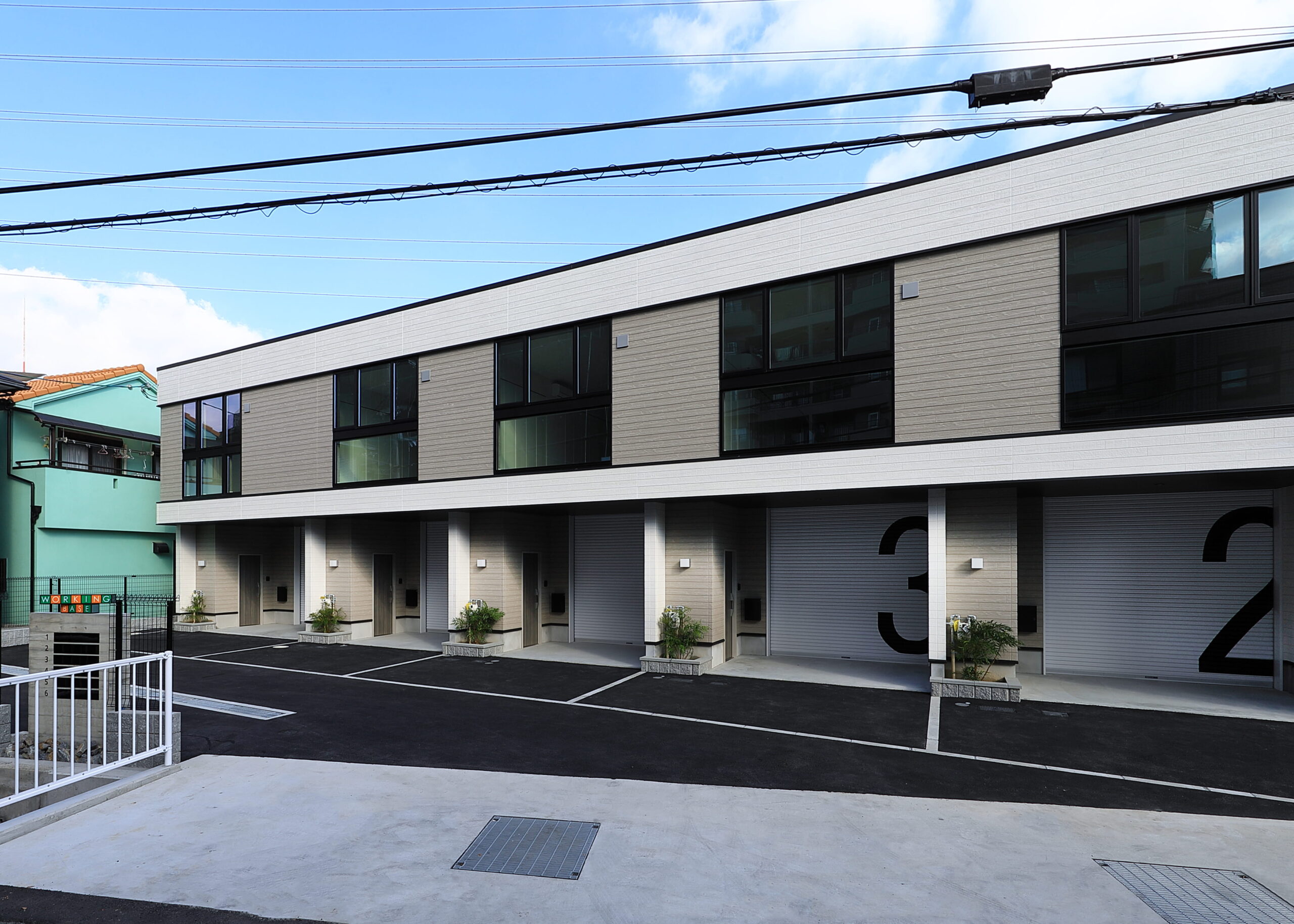 WORKINGBASE伊丹WEST：外観