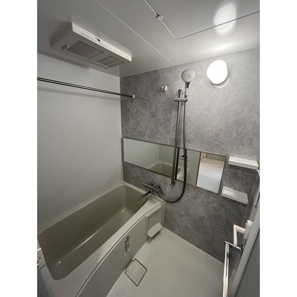 スプランディッド梅田WEST：浴室