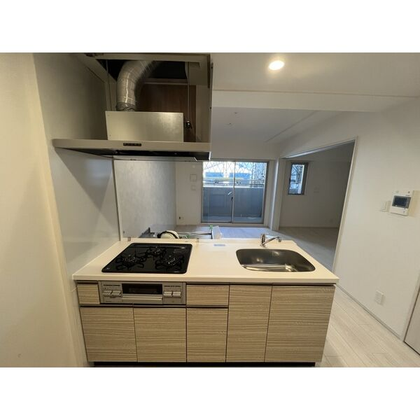 スプランディッド梅田WEST：キッチン