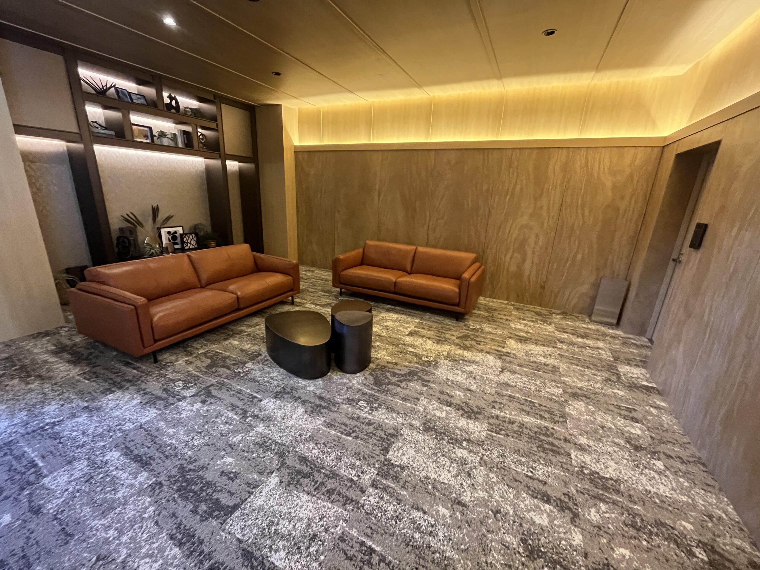 スプランディッド大阪NAMBA LINE